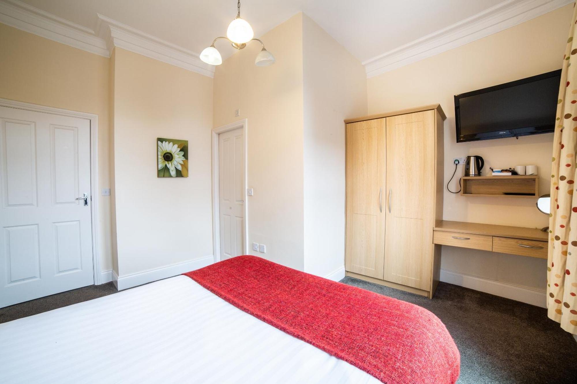 The Douglas Hotel Hartlepool Bagian luar foto